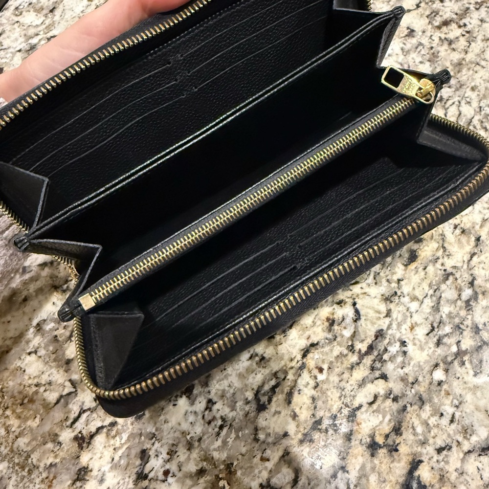 Louis Vuitton Zippy Wallet - Black Monogram Empreinte Leather - Picture 3 of 6